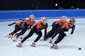 为什么棒球服的竖条纹在视觉心理学上能增加球员给对手带来的压迫感