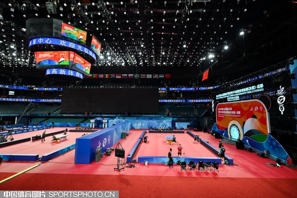 NBA：詹姆斯伤情更新引关注